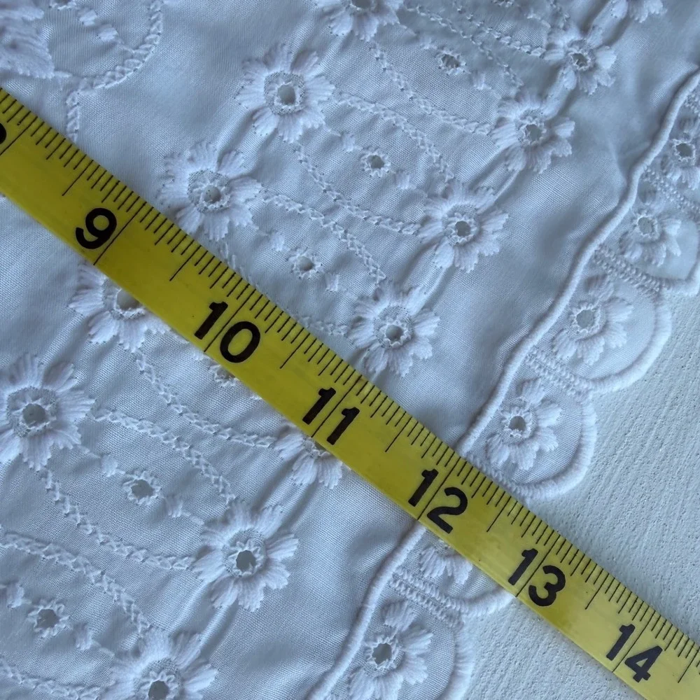 Vintage White Eyelet Lace Table Runner Embroidered Floral Scalloped Edge 56x13